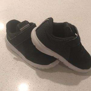 Nike Flex toddler size 6